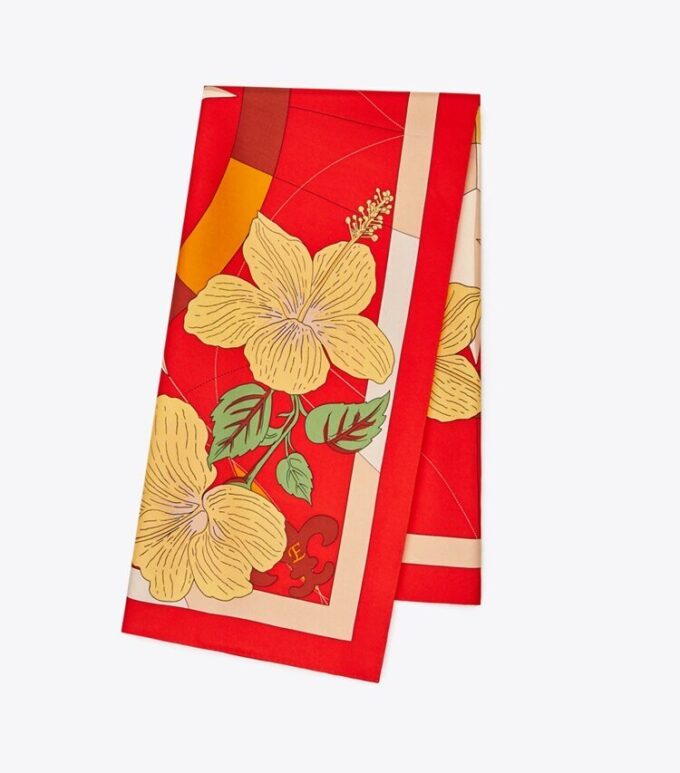 Blommig kompass silkesscarf Blommig kompass silkesscarf
