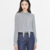 Blus med rosett i georgette Blus med rosett i georgette