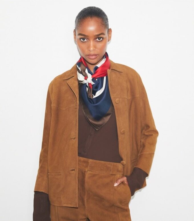 Colorblock Logo Silk Square Colorblock Logo Silk Square