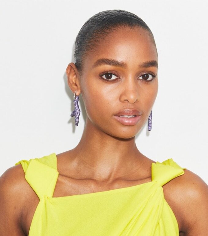 Curiosity Coral Hoop Earrings Curiosity Coral Hoop Earrings