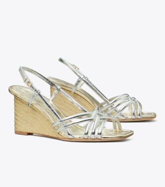 Espadriller med flera remmar och kilklack