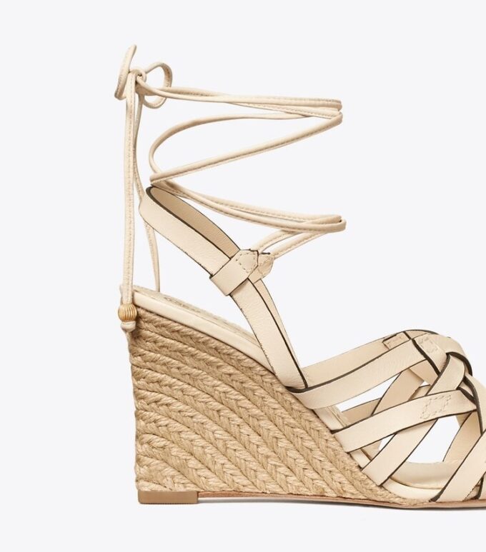 Espadriller med korgväv och kilklack Espadriller med korgväv och kilklack