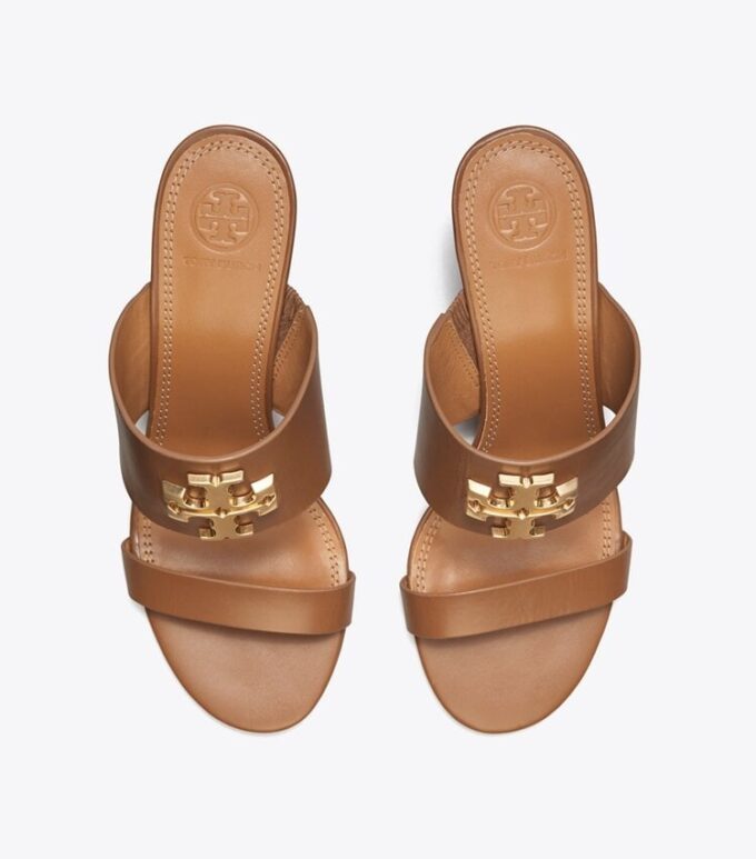 Everly 65 mm sandal med kilklack Everly 65 mm sandal med kilklack