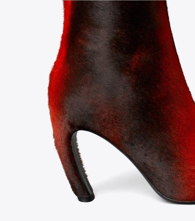 Höga boots med tryck i kalvskinn Höga boots med tryck i kalvskinn