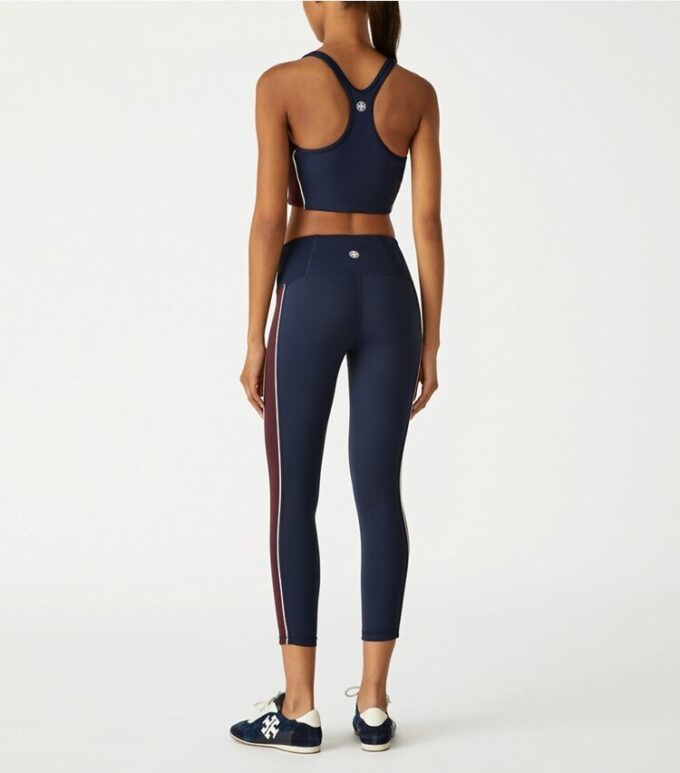 Högmidjade, lätta leggings med 7/8-längd och kantband Högmidjade, lätta leggings med 7/8-längd och kantband