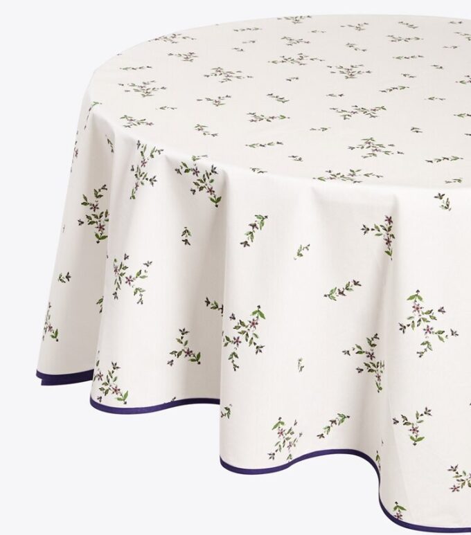 Jolie Fleur rund duk, 108 tum Jolie Fleur rund duk, 108 tum