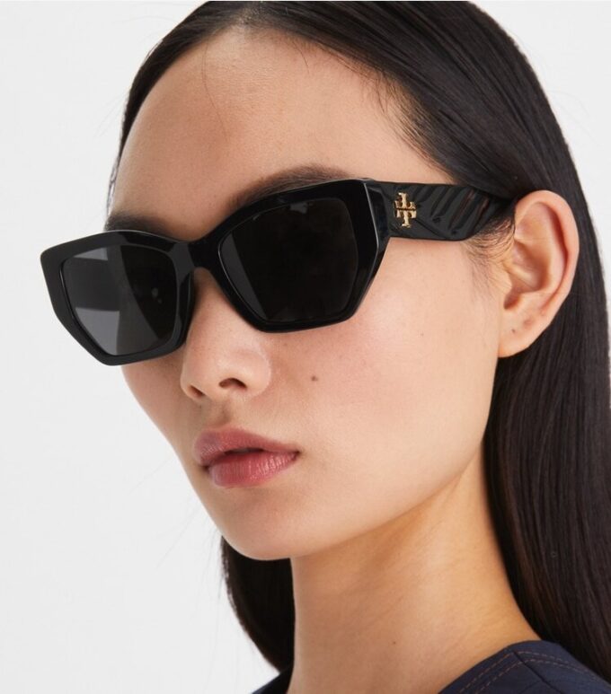 Kira Oversized Geometric Solglasögon