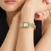 Liten Eleanor-klocka Liten Eleanor-klocka