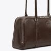 Liten satchel med Marshmallow-prägling Liten satchel med Marshmallow-prägling