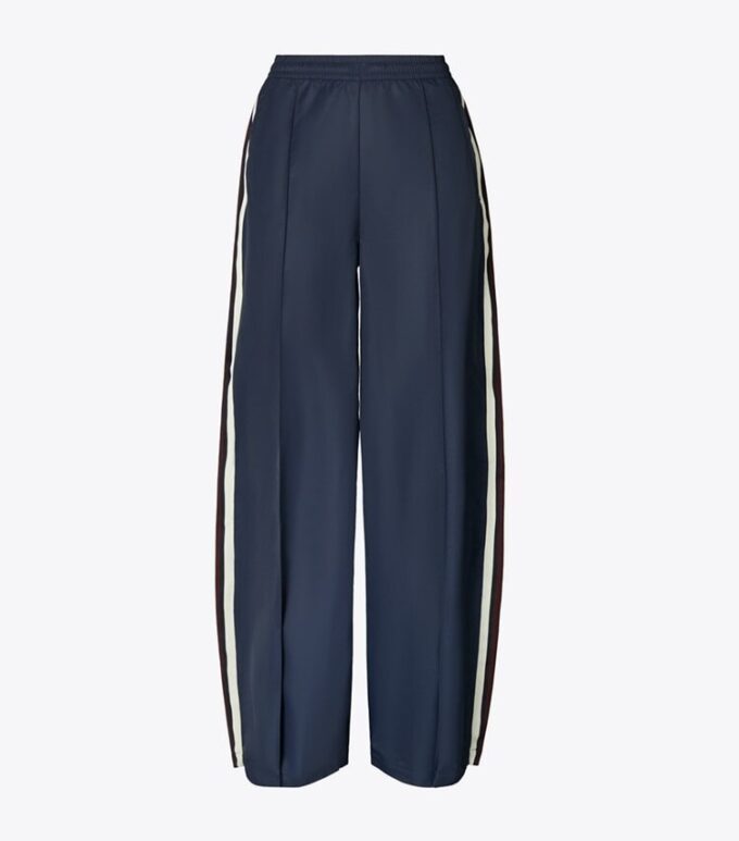 Nylonbyxor med vida ben Nylonbyxor med vida ben