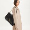 Oversized Kira Diamond Quilt axelväska Oversized Kira Diamond Quilt axelväska