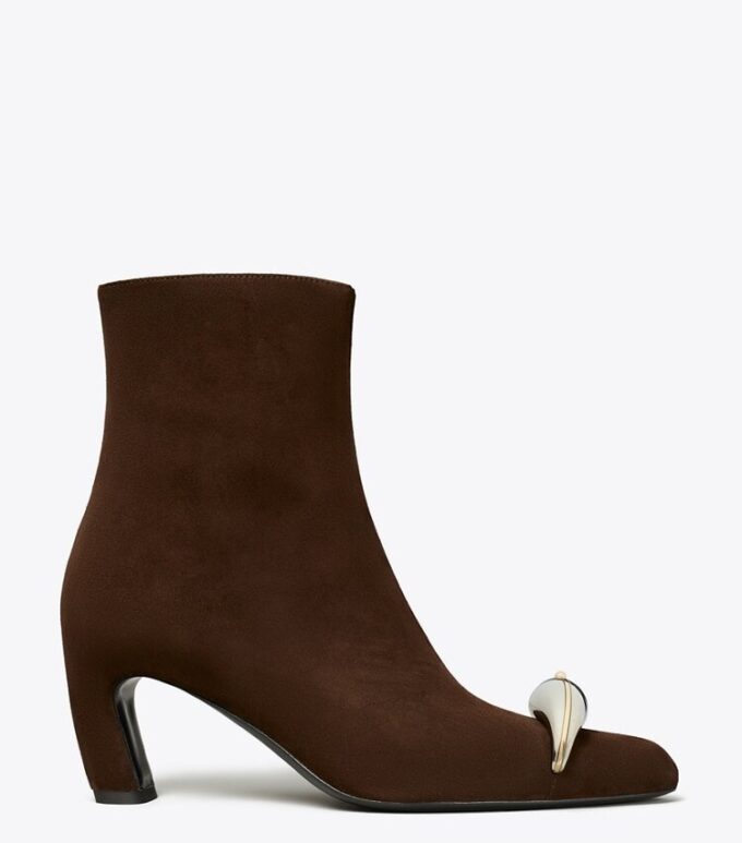 Pierced-ankelboots med klack Pierced-ankelboots med klack
