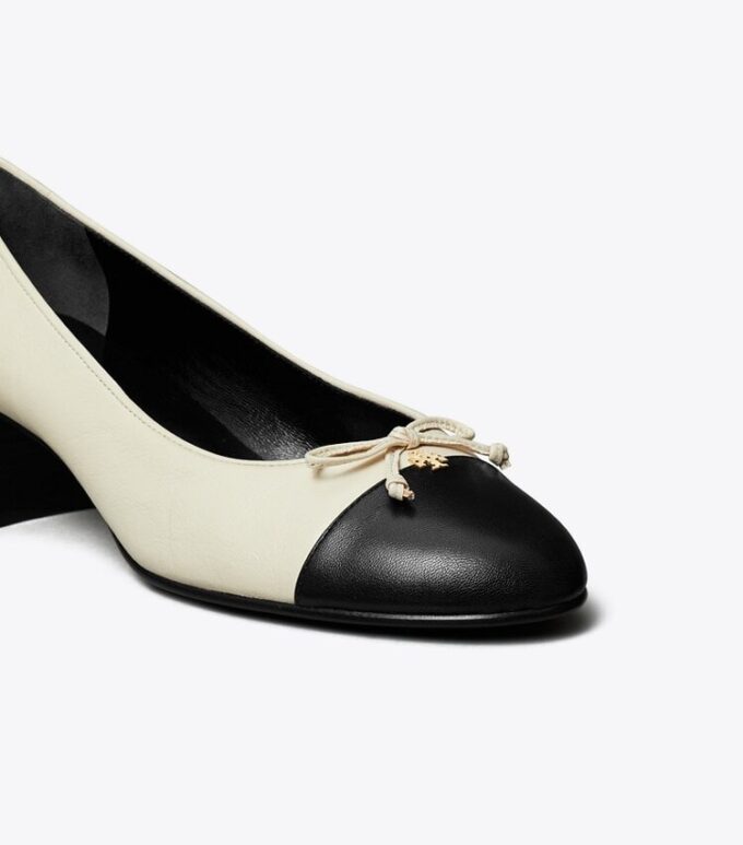 Pumps med tåhätta Pumps med tåhätta