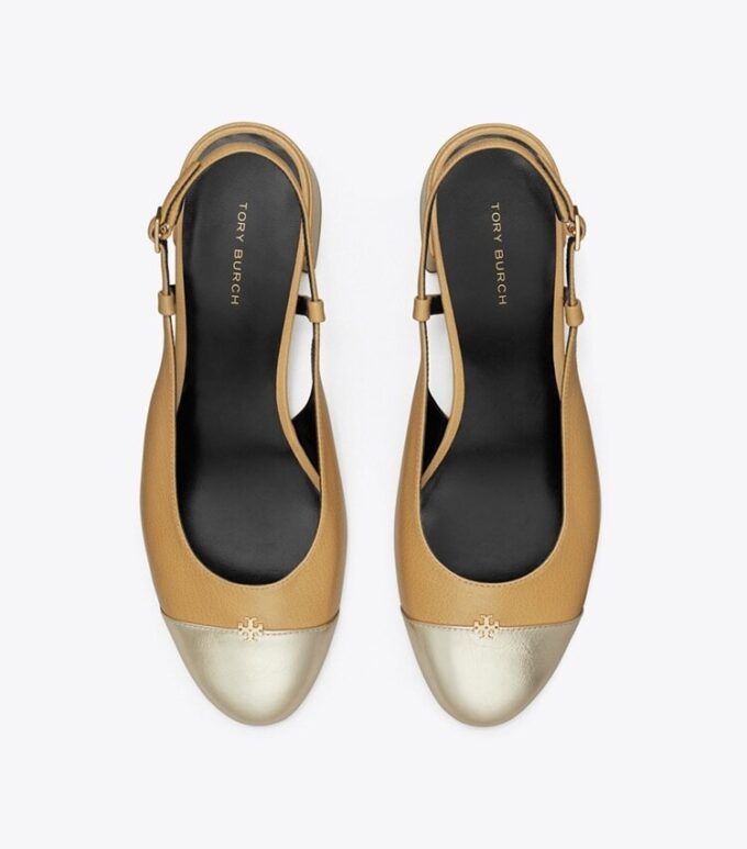 Pumps med tåhätta och slingback Pumps med tåhätta och slingback