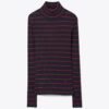 Randig ribbad mjuk teknikstickad turtleneck Randig ribbad mjuk teknikstickad turtleneck