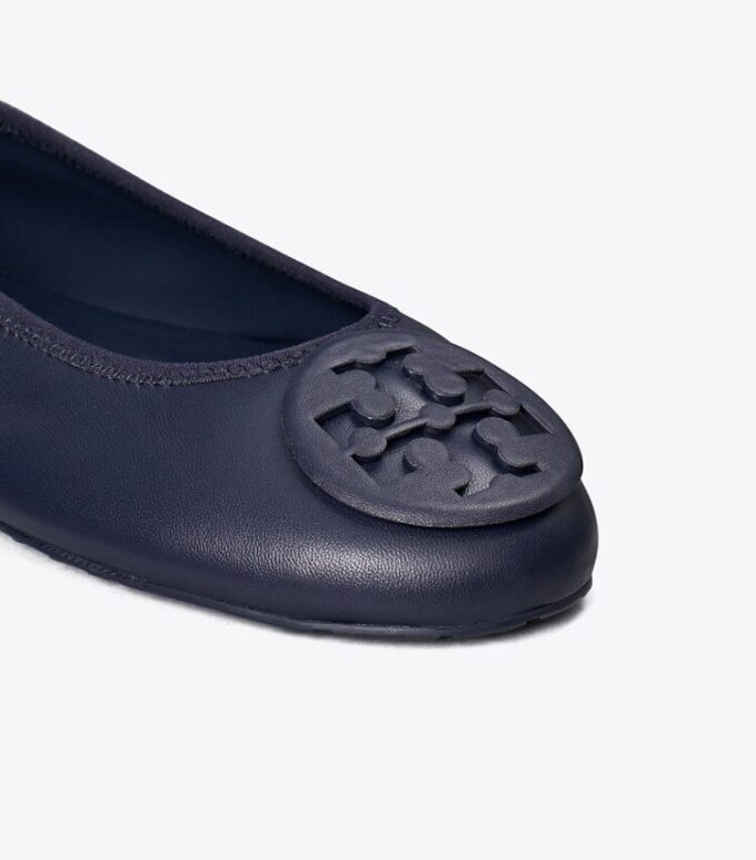 Reva Travel Ballet Reva Travel Ballet