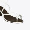 Sandaler med flera remmar och klack Sandaler med flera remmar och klack