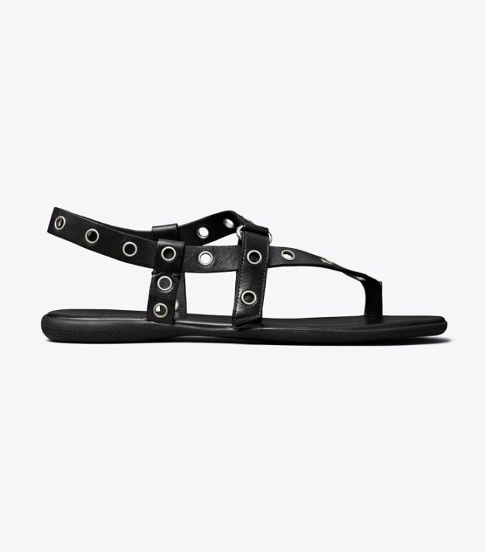 Sandaler med öglor vid tårna