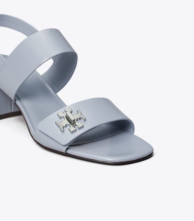 Sandaler med vridlås och klack