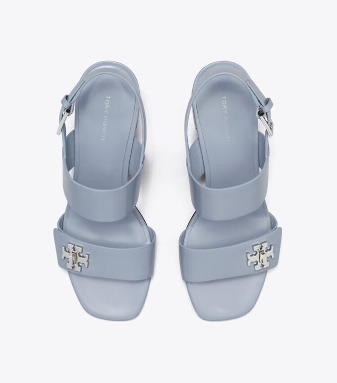 Sandaler med vridlås och klack