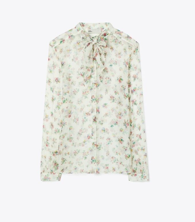 Silkesblus med rosett Silkesblus med rosett