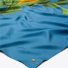Stor silkescarf med majsmotiv Stor silkescarf med majsmotiv