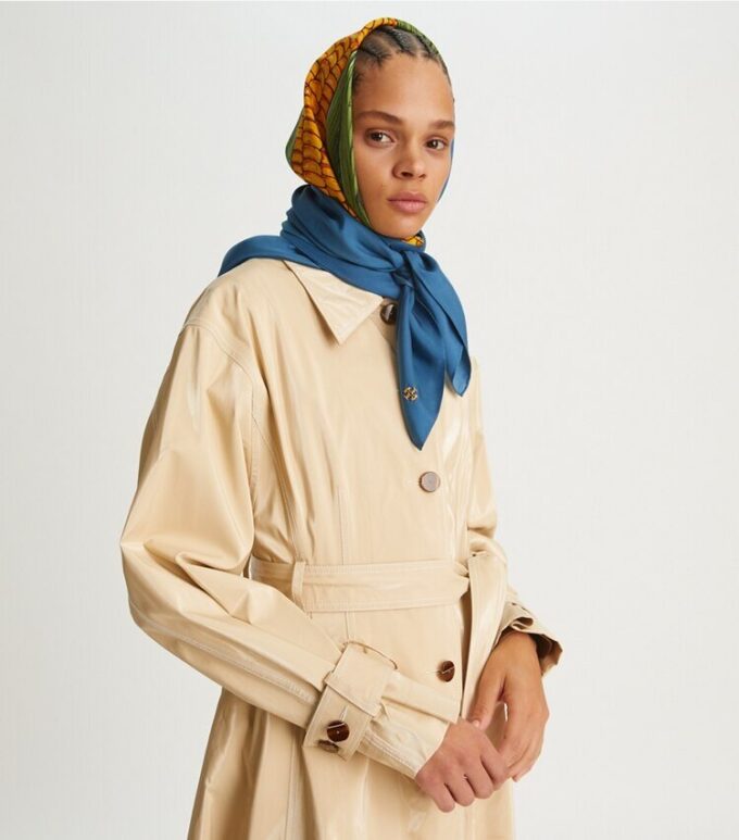 Stor silkescarf med majsmotiv Stor silkescarf med majsmotiv
