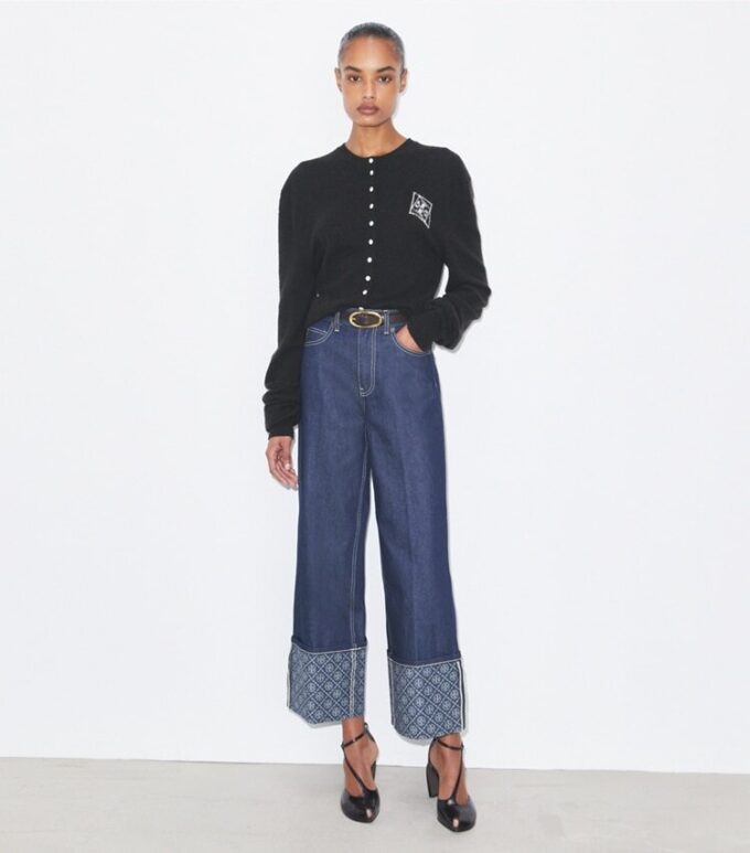 T Monogram Kontrastmanschettade raka jeans T Monogram Kontrastmanschettade raka jeans