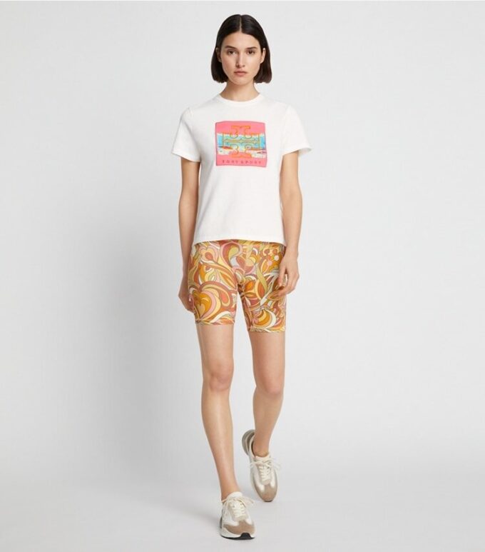 T-shirt med grafisk logotyp T-shirt med grafisk logotyp