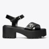 Turnlock-sandaler med plattform och klack Turnlock-sandaler med plattform och klack