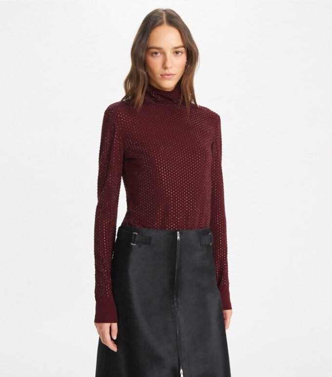 Turtleneck i viskosjersey med dekorationer