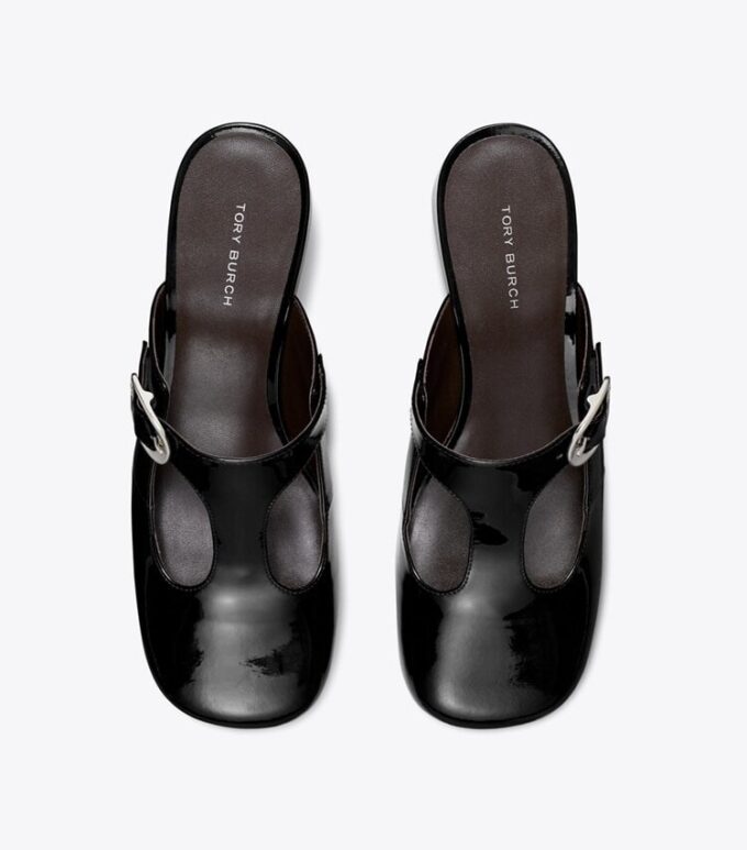 Violett mule med T-rem och klack Violett mule med T-rem och klack