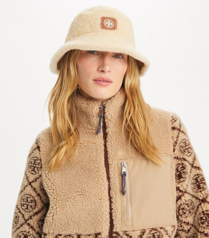 Vändbar bucket hat i shearling Vändbar bucket hat i shearling